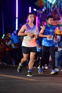 BIB: 142302
                            <button type="button" onclick="openModal(20742488)" class="btn btn-primary btn-sm float-right btn-popup" data-toggle="modal" data-target=".modal-high-quality">
                        <i class="fas fa-shopping-cart"></i> Add to Cart
                    </button>
                                            <button type="button" onclick="isThisMe(20742488, true)" class="btn btn-success btn-sm float-right btn-popup btn-isme hidden" data-toggle="tooltip" data-placement="bottom" title="นี่คือรูปของคุณใช่ไหม คลิกที่นี่เพื่อเอาเข้าอัลบั้ม">
                        <i class="fas fa-plus"></i> Add to album
                    </button>
                    <button type="button" onclick="isThisMe(20742488, false)" class="btn btn-warning btn-sm float-right btn-popup btn-isnotme hidden">
                        <i class="fas fa-ban"></i> Remove from album
                    </button>